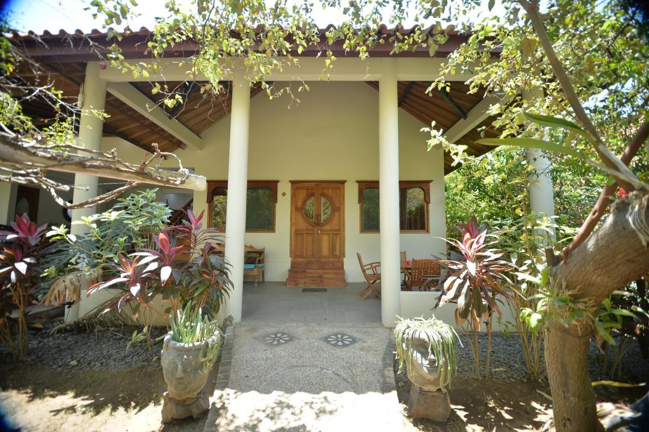 Hotel Hibiscus House Pemuteran Extérieur photo